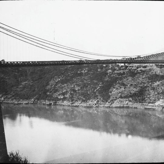 La Roche-Bernard bridge