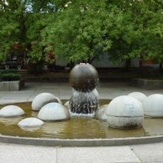 Ball fountain