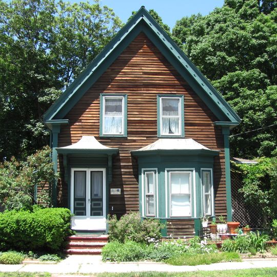 House at 322 Haven Street