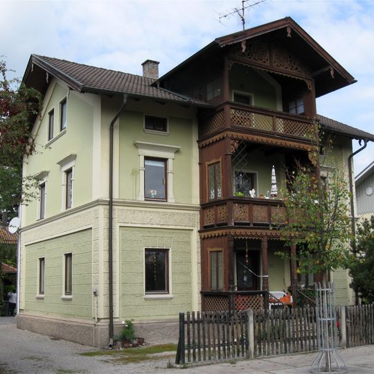Lindenstraße 22