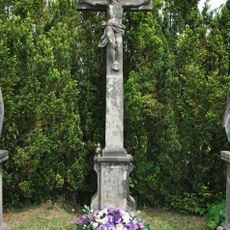 Golgota, súsošie veľkej Kalvári, kríž s korpusom na podstavci II.