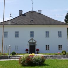 Pfarrhof mit Waschküche