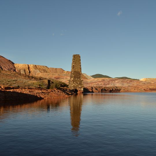 Chimenea de fundición de Corral Cerda
