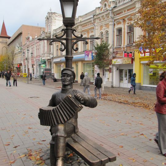 Saratov garmoni haykali