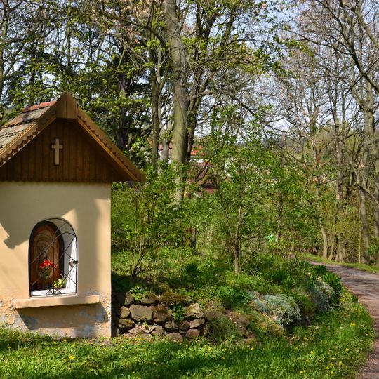 Kaplička u odbočky na Horní i Dolní Záhoří