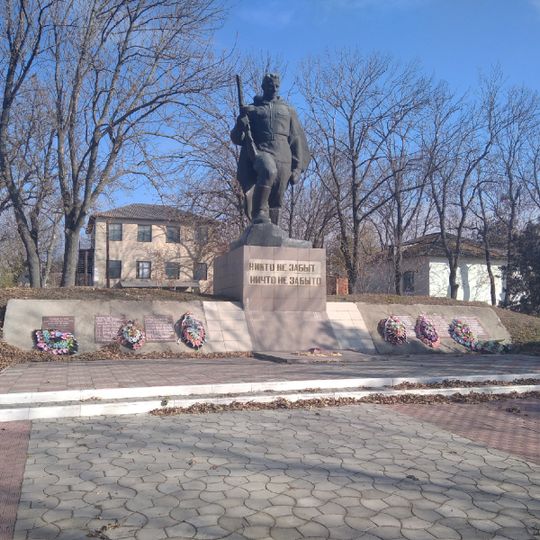 World War II memorial in Zgurița, Drochia