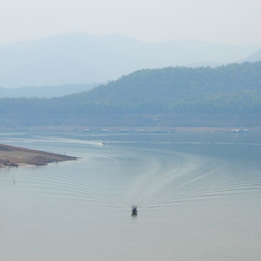 Mae Ngat Sombunchon Reservoir