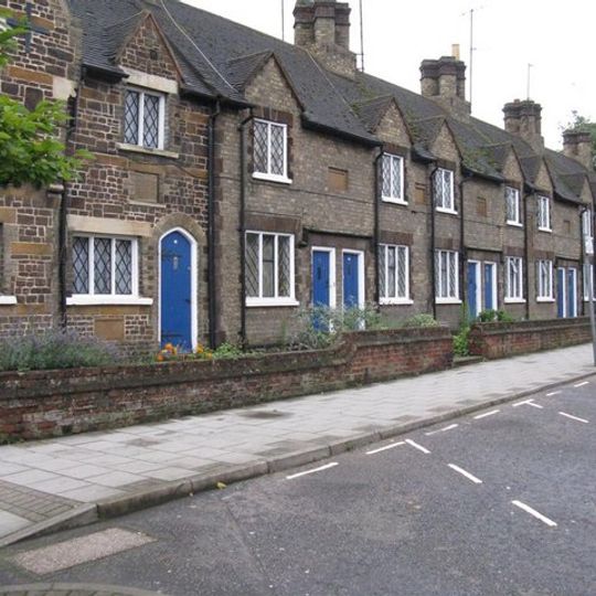 33 And 35, North Street