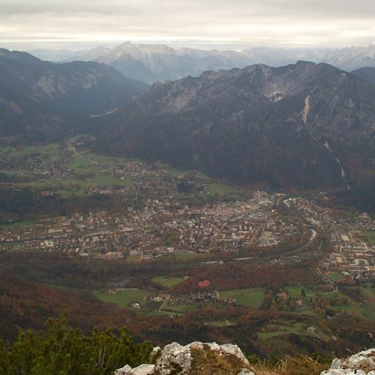 Hochstaufen-Kaserne