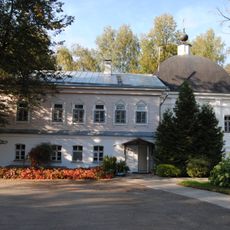 Церковь апостолов Петра и Павла (надвратная) с кельями (Махра (Махрищская слобода))