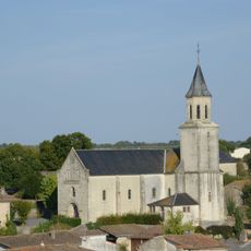 Saint-Édouard church of Exoudun