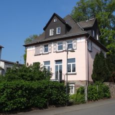 Münzenberger Straße 1