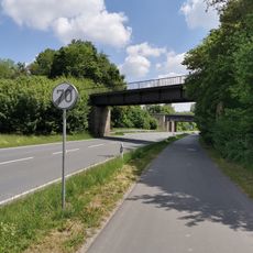Eisenbahnbrücke über die B 27