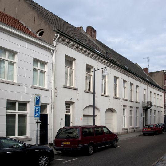 Jesuitenstraat 5, Roermond