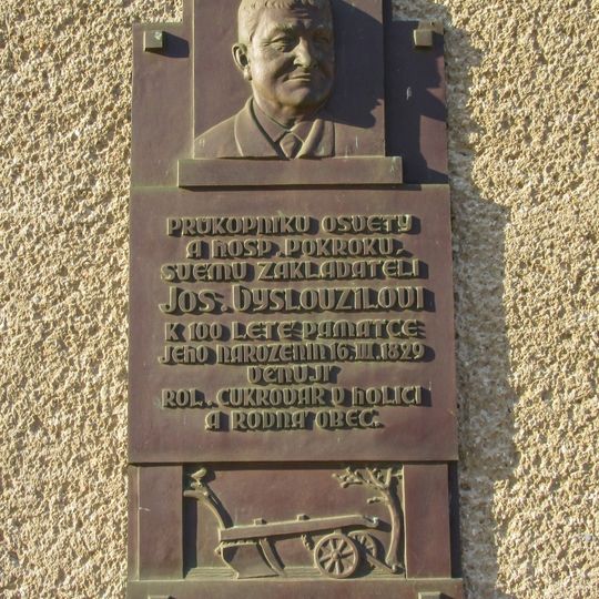 Pamětní deska Josefa Vysloužila v Příkazech