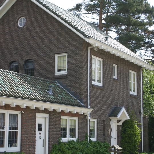 Kosterwoning van de kerk De Goede Herder