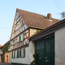 Pfarrgartenstraße 4