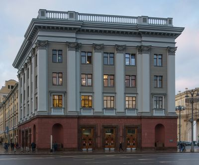 Entrance 1