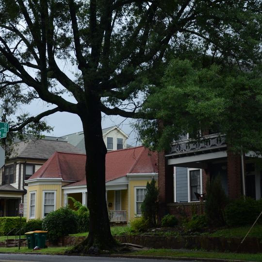 MacArthur Park Historic District