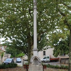 Croix de Saint-Julien-de-Sennecey
