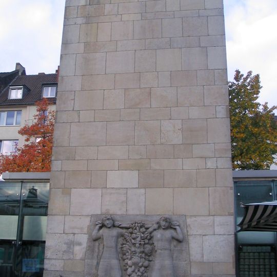 Brunnen am Carlsplatz