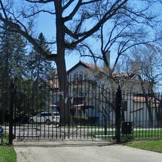 Frank Hibbard Estate House-Deerpath Hill Estates