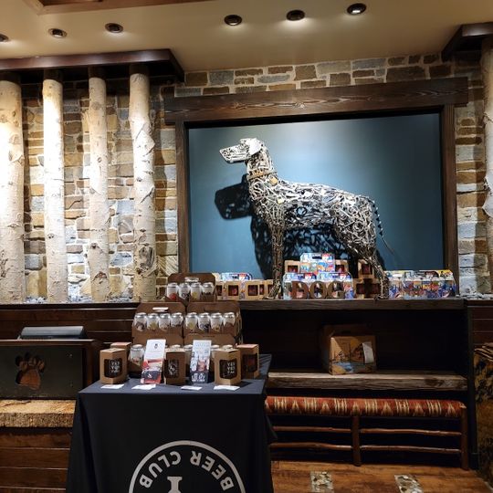 Lazy Dog Restaurant & Bar