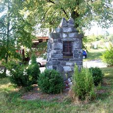 Pomník padlým v Zárybničné Lhotě