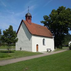 3 Sommerlinden an der Kapelle