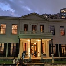 Elizabeth Bay House