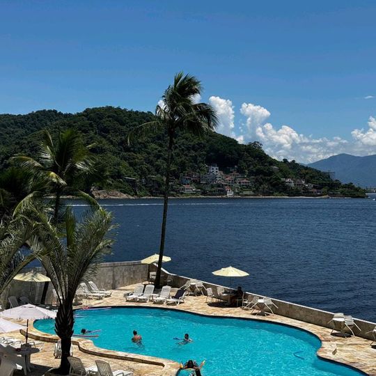 Ilha Porchat Hotel
