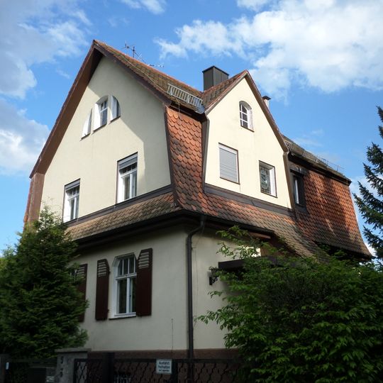 Am Herrenwäldchen 5