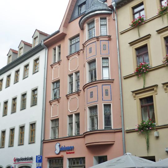 Wohn- und Geschäftshaus Erbische Straße 10