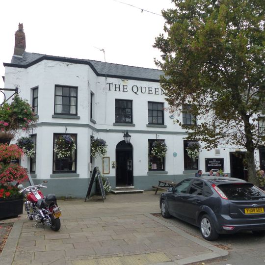Queen's Head Hotel