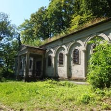 Novorománska hrobka