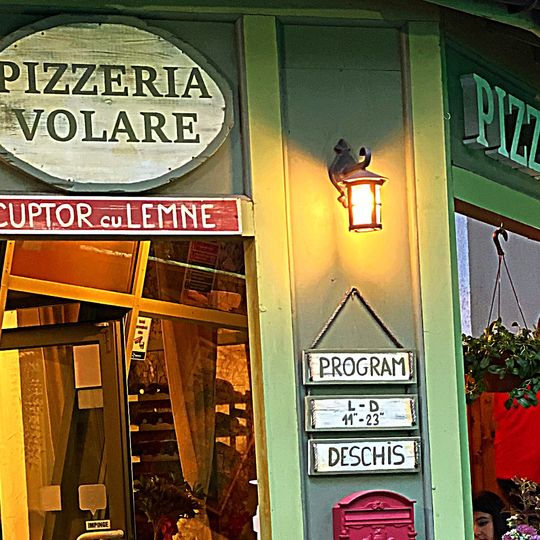 Pizzeria Volare