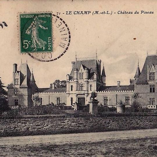Château du Pineau
