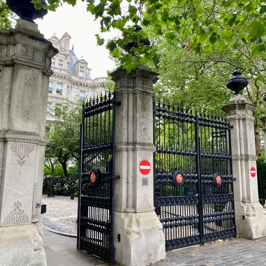 Four Gate Piers To Middle Temple Lane  Gate Piers To Middle Temple Lane