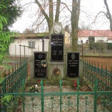 Pomník padlým v Dolní Kamenici