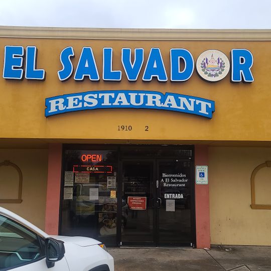 El Salvador Restaurant