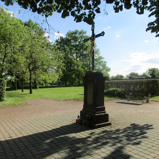 Hřbitovní kříž na Kbelském hřbitově