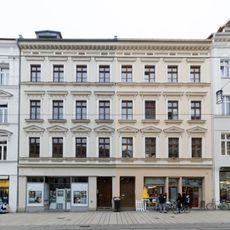 Wohnhaus in geschlossener Bebauung Berliner Straße 18