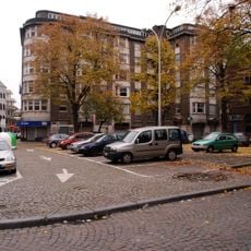 Place Xavier Neujean