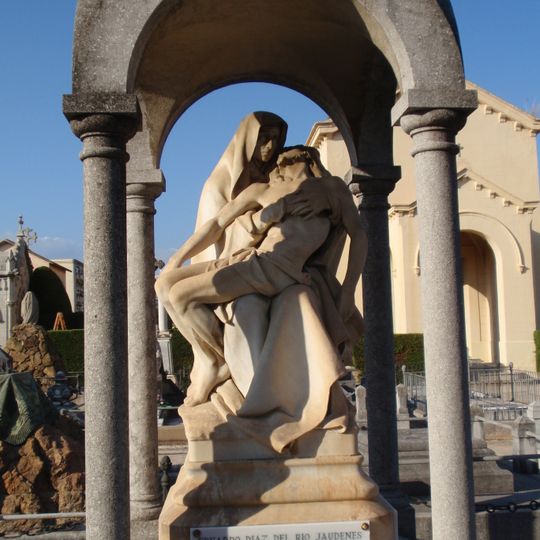 Sepulcre de la família Solà-Vinardell