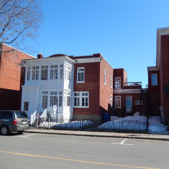 857-859, rue Saint-Pierre