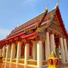 Wat Bueng Thonglang