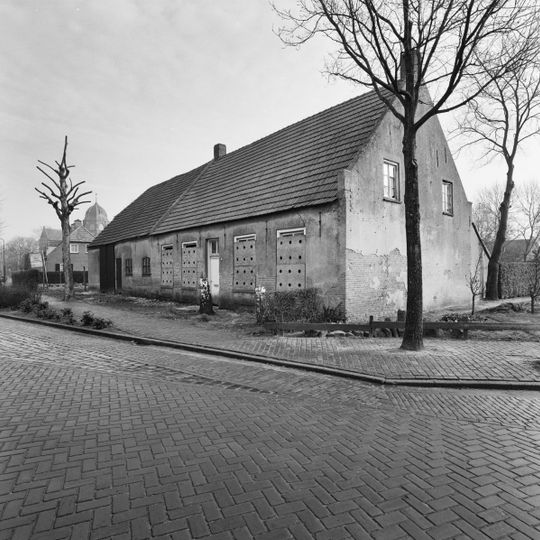 Hoofdstraat 42, Hoogeloon