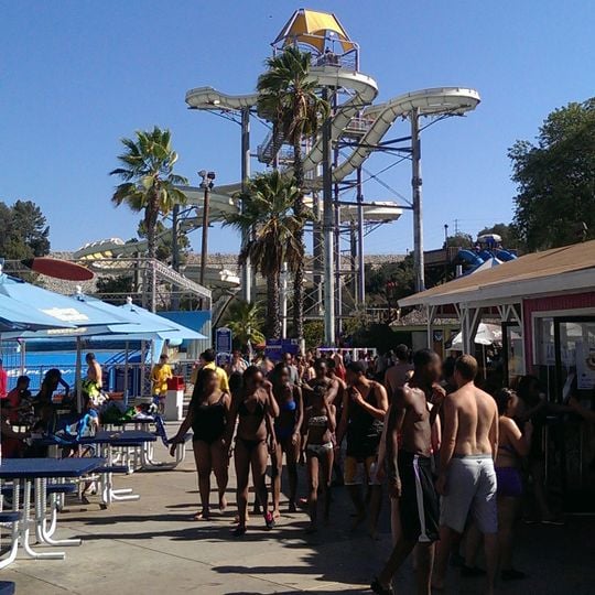 Raging Waters Sacramento