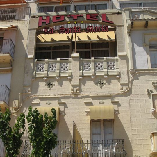 Casa Llorenç Montserrat