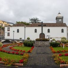 Iglesia De San Pedro Apostol